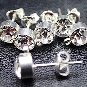 6mm Silver plated Rhinestone Ear Studs